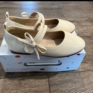 Girls Mary Jane ballet flats